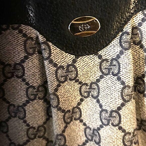 Gucci Vintage Monogram Bag - Picture 4 of 9
